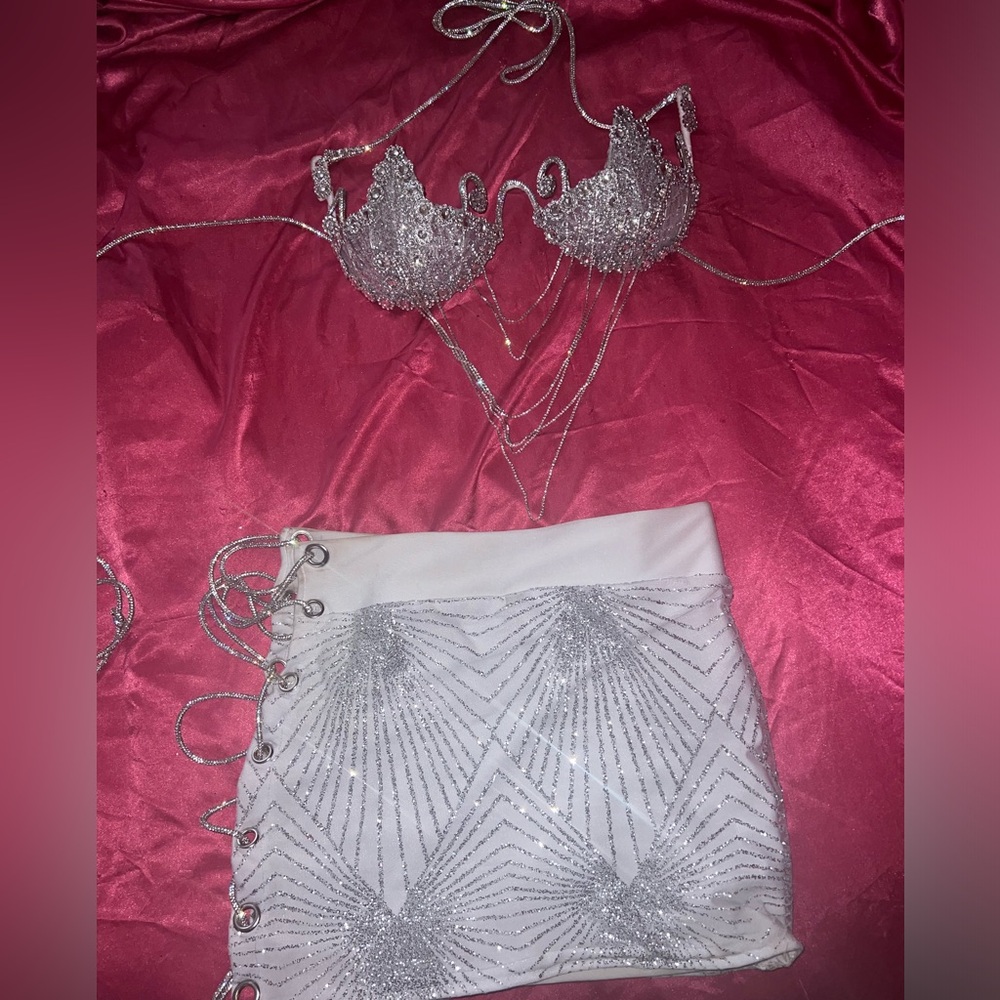 Custom dress ❤️ size : 34 28 30 ! Stretches ! First come first serve ❤️